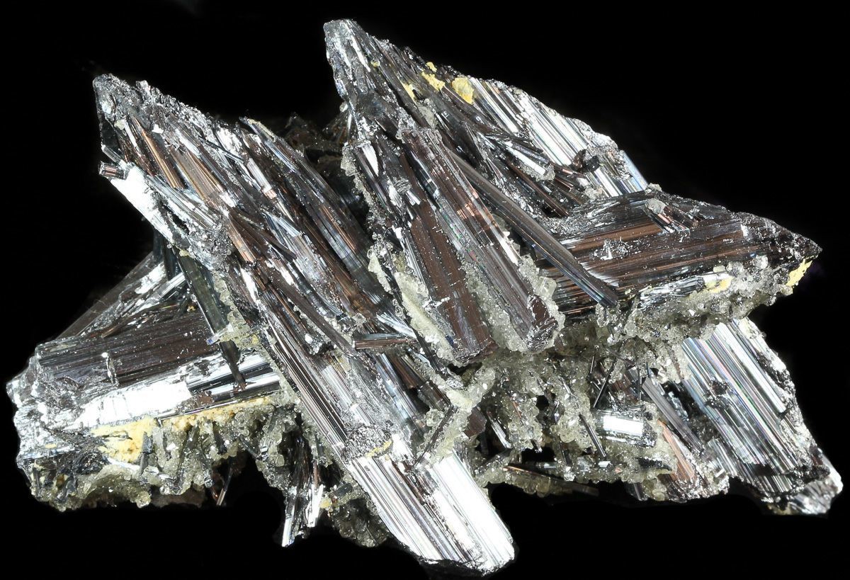 stibnite-quartz-15397527582931592179749.jpg