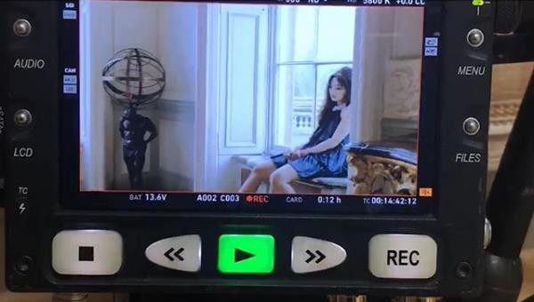 Vừa nhá hàng MV của Jennie, bố Yang thông báo luôn thành viên solo thứ 2 của Black Pink - Ảnh 1.