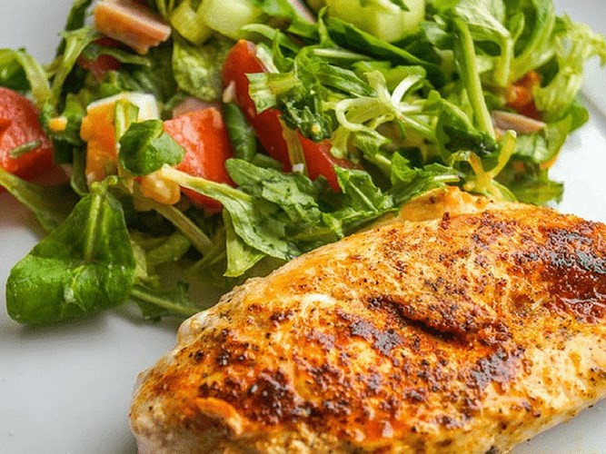 Chế độ ăn uống giúp bạn có thân hình "chuẩn 6 múi" - Ảnh 3. Chế độ ăn uống giúp bạn có thân hình "chuẩn 6 múi" - Ảnh 3.