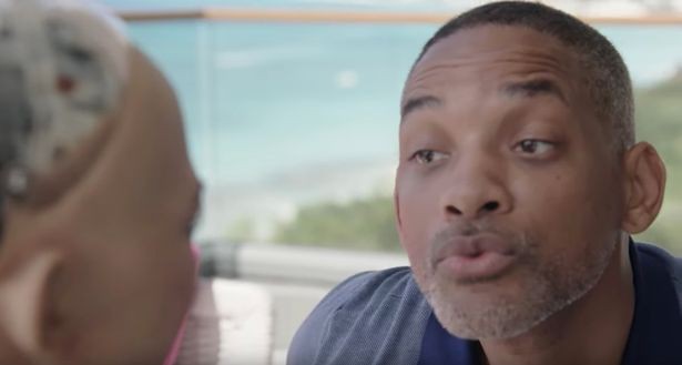 Robot Sofia có nụ hôn đầu đời với bạn trai ngay trên sóng truyền hình trực tiếp - Ảnh 7. Robot Sofia có nụ hôn đầu đời với bạn trai ngay trên sóng truyền hình trực tiếp - Ảnh 7.