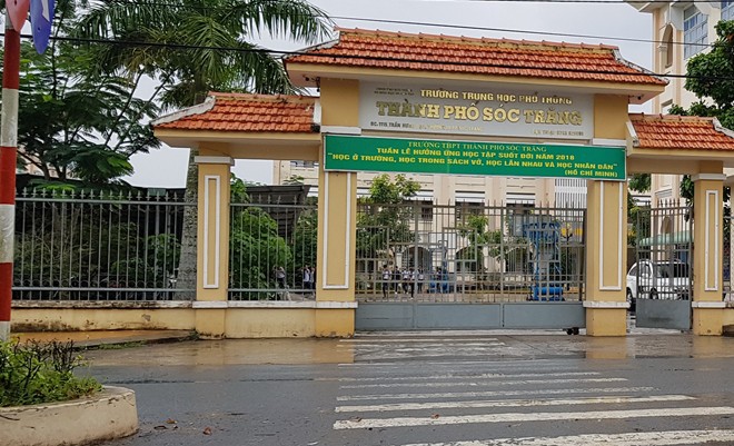 Sóc Trăng: Học sinh lớp 12 đâm nhau trọng thương - Ảnh 1.