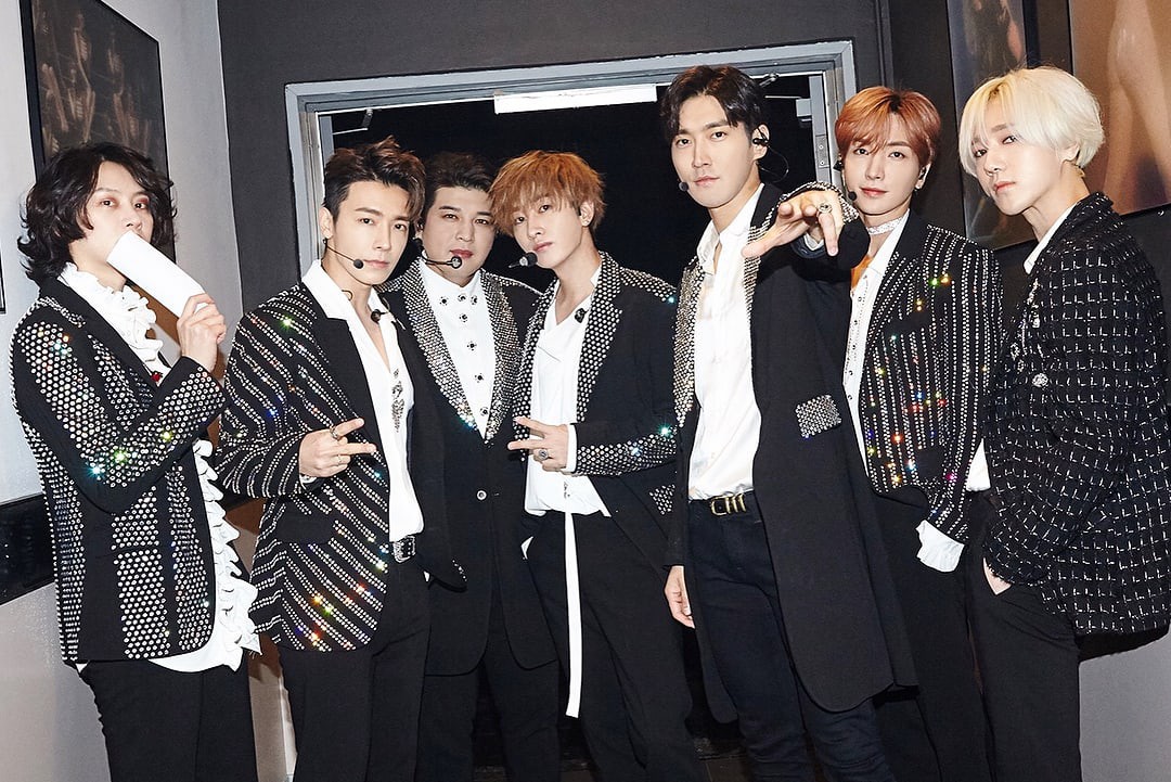 Con ghẻ quốc dân, con cưng quốc tế” - ai là người nắm danh hiệu “bất đắc dĩ” này trong Kpop? - Ảnh 2. Con ghẻ quốc dân, con cưng quốc tế” - ai là người nắm danh hiệu “bất đắc dĩ” này trong Kpop? - Ảnh 2.