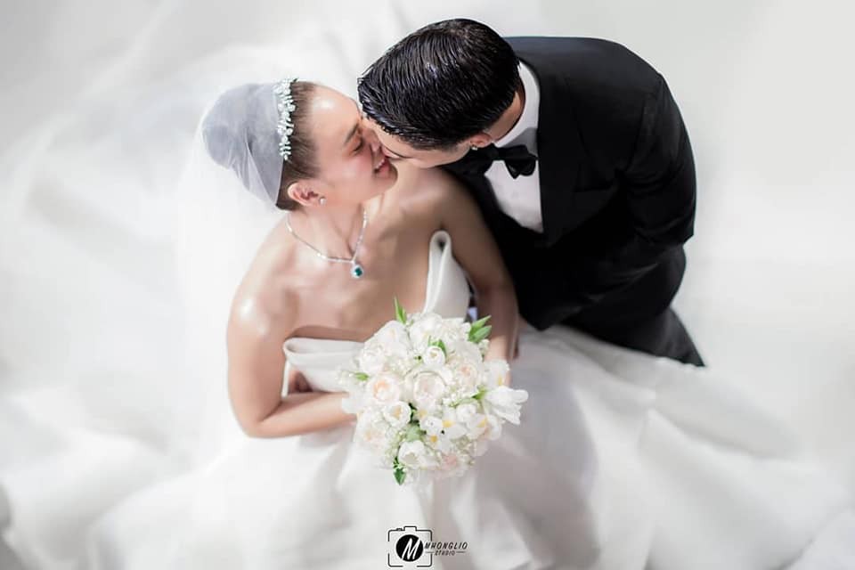 Choáng ngợp hôn lễ mỹ nhân thị phi nhất Thái Lan và chồng kém 10 tuổi, nhưng hoành tráng nhất là dàn siêu sao đến dự - Ảnh 9.