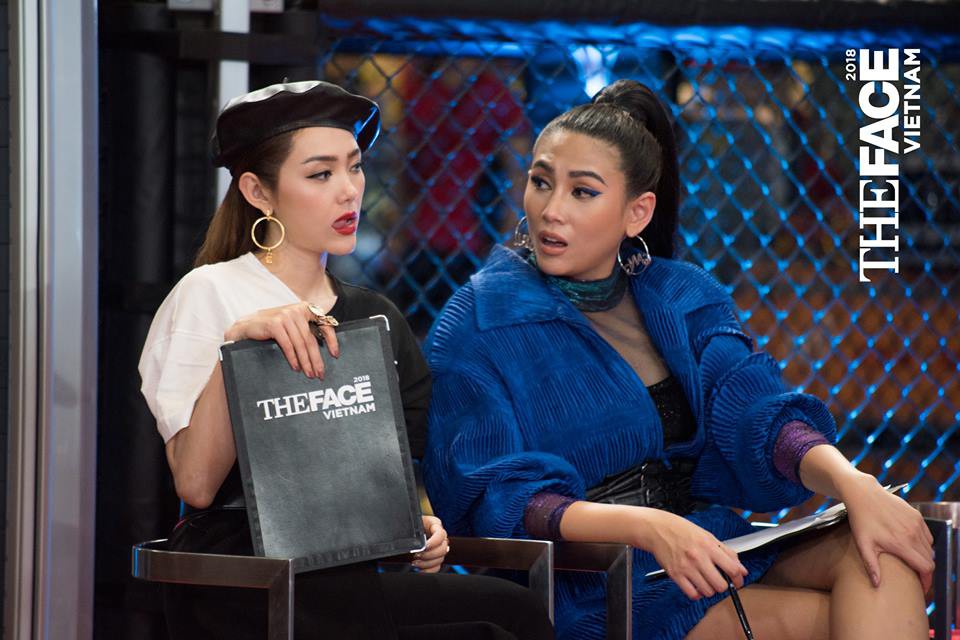 The Face: Minh Hằng cười nắc nẻ khi Võ Hoàng Yến đề nghị thí sinh nói chuyện từ từ, chậm rãi - Ảnh 3. The Face: Minh Hằng cười nắc nẻ khi Võ Hoàng Yến đề nghị thí sinh nói chuyện từ từ, chậm rãi - Ảnh 3.