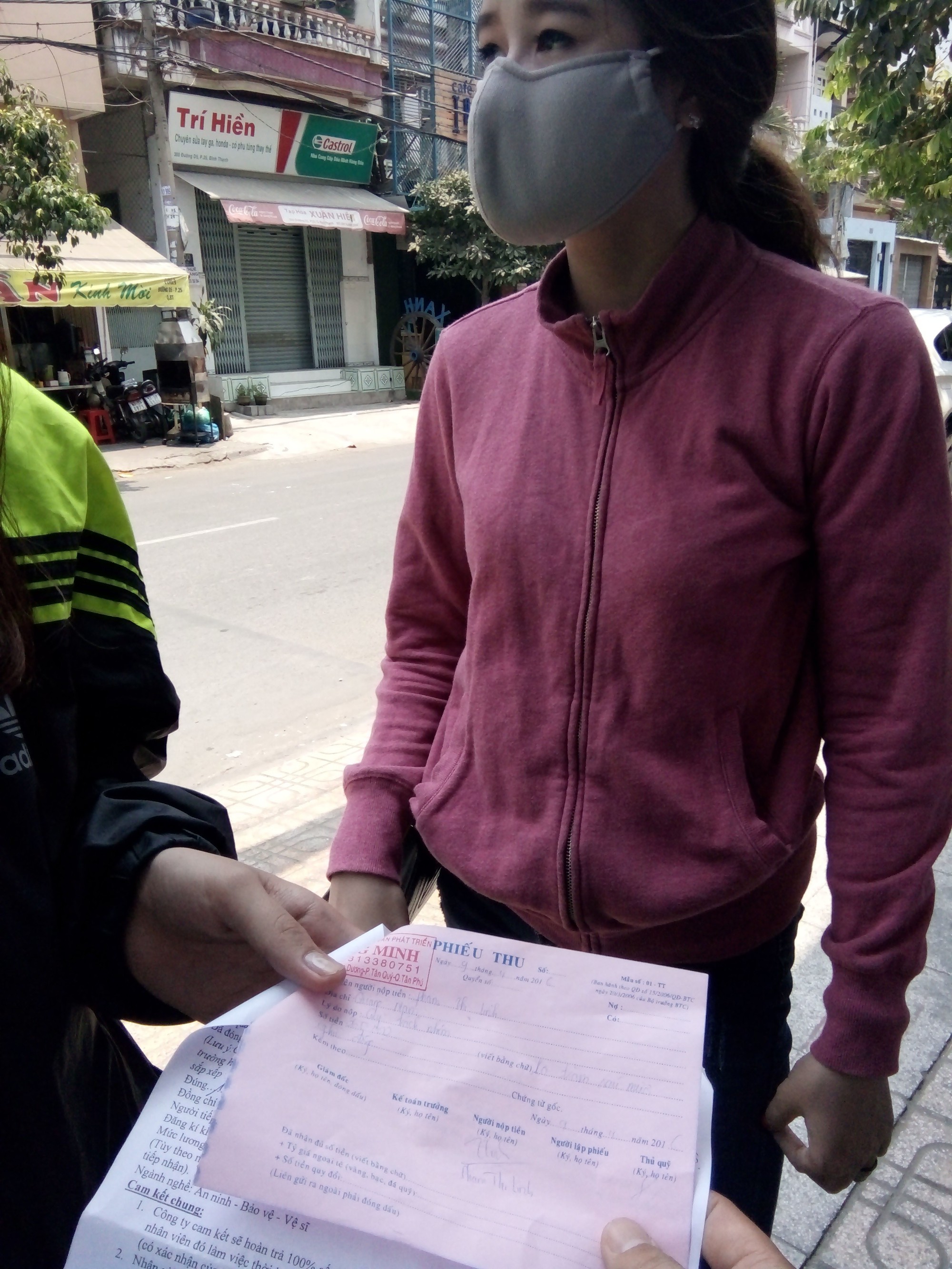 Lật tẩy dịch vụ xin việc làm lừa đảo: Hôm trước giới thiệu hôm sau đóng cửa (Kỳ 1) - Ảnh 2. Lật tẩy dịch vụ xin việc làm lừa đảo: Hôm trước giới thiệu hôm sau đóng cửa (Kỳ 1) - Ảnh 2.