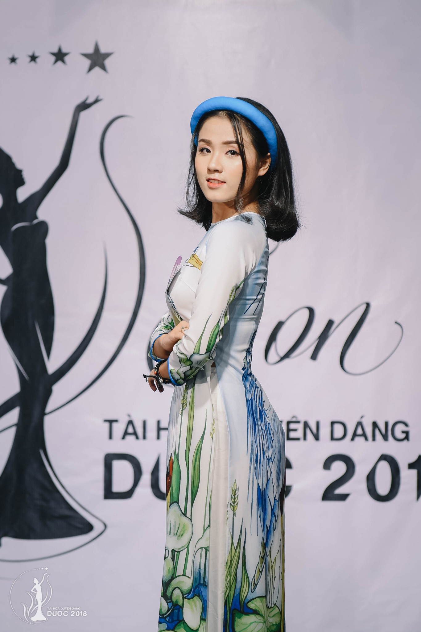 Dàn con gái 10x vừa xinh vừa tài năng xóa bỏ định kiến sinh viên Y Dược khô khan, chỉ biết học - Ảnh 12. Dàn con gái 10x vừa xinh vừa tài năng xóa bỏ định kiến sinh viên Y Dược khô khan, chỉ biết học - Ảnh 12.