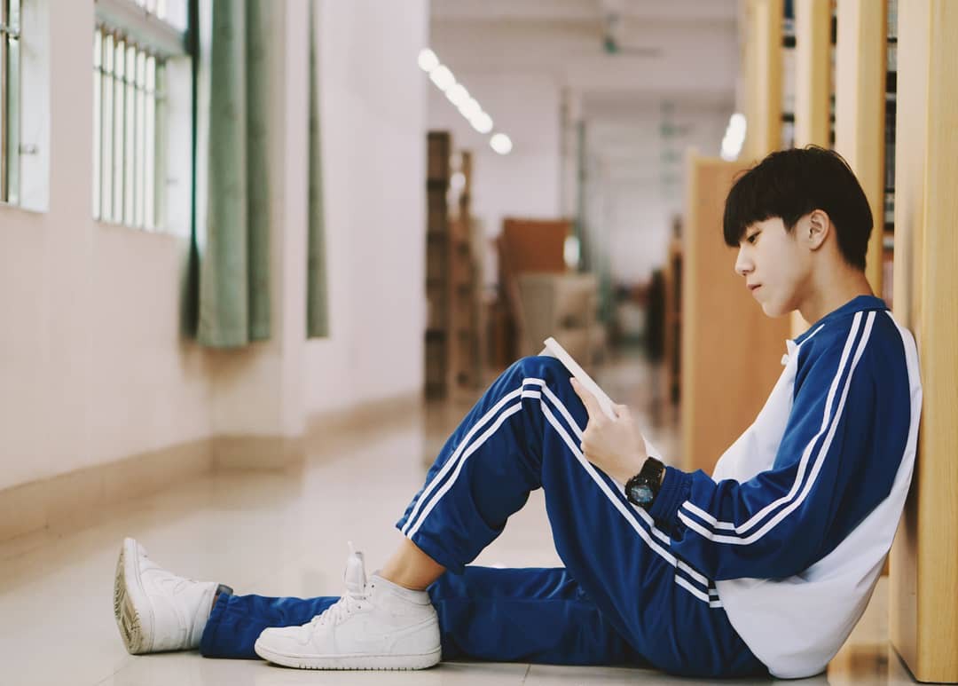 Nam sinh lớp 10, đã cao 1m81 lại còn lai Việt - Trung: Hot nhờ nhan sắc được ví với nam thần! - Ảnh 5. Nam sinh lớp 10, đã cao 1m81 lại còn lai Việt - Trung: Hot nhờ nhan sắc được ví với nam thần! - Ảnh 5.