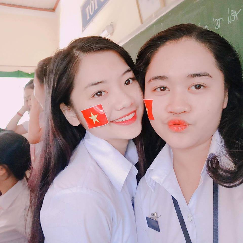 Nữ sinh Bình Phước hoá Quý phi bút bi xinh đẹp được hỏi xin info tới tấp - Ảnh 4. Nữ sinh Bình Phước hoá Quý phi bút bi xinh đẹp được hỏi xin info tới tấp - Ảnh 4.