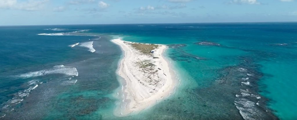 Cả một hòn đảo tại Hawaii đột nhiên biến mất và đây là những gì đã xảy ra - Ảnh 2.