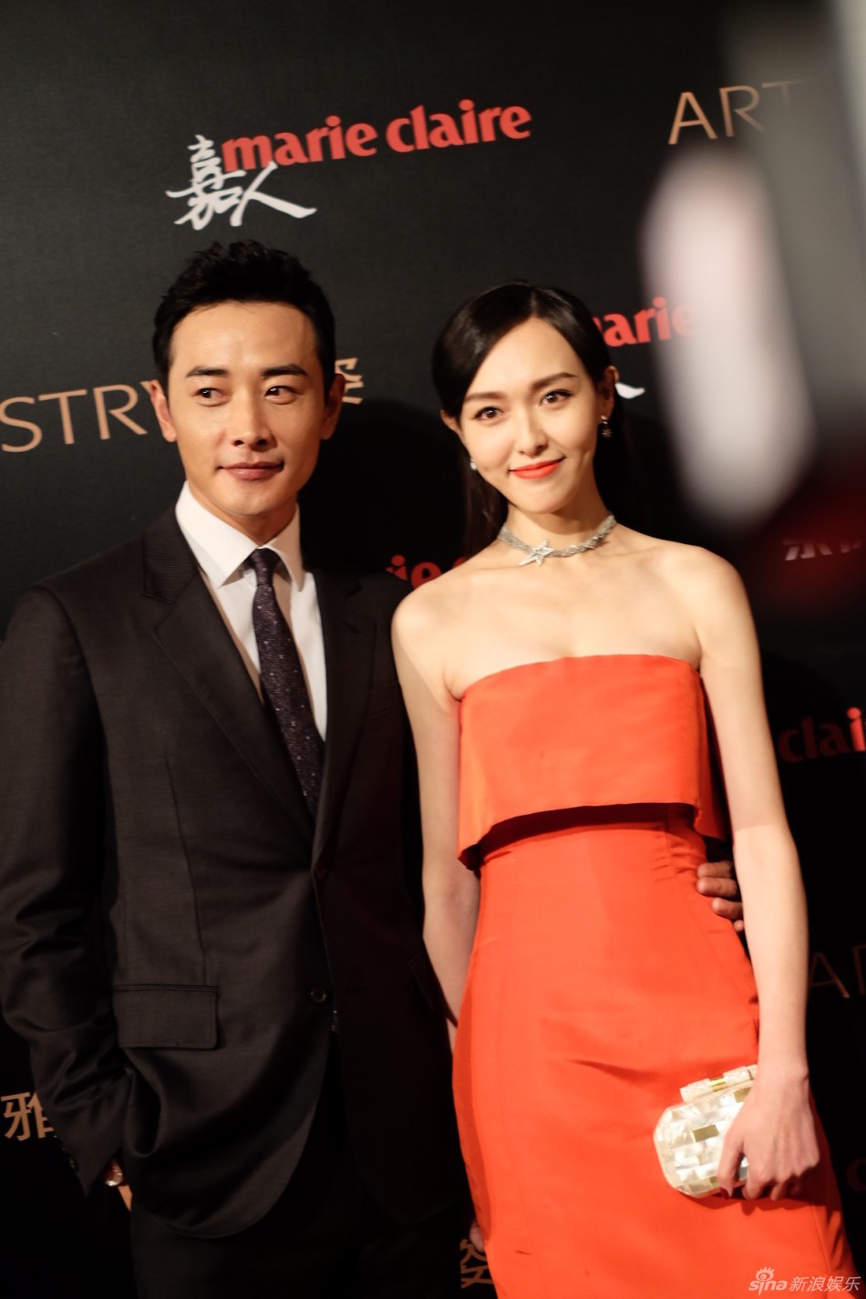 Những khoảnh khắc tình bể bình của cặp đôi Đường Yên - La Tấn: Chàng luôn nắm chặt tay nàng dù ở bất cứ nơi đâu - Ảnh 17.