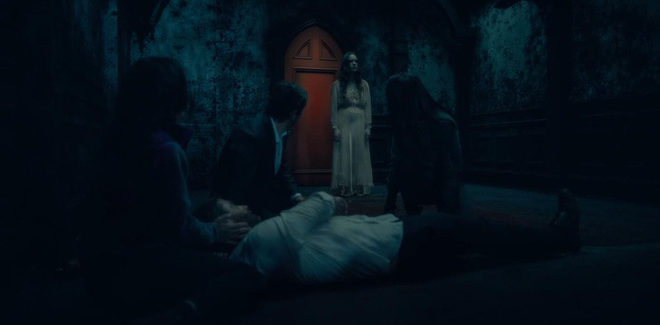 Đáng thương như cặp sinh đôi của The Haunting of Hill House: Người chết không nhắm mắt, kẻ chìm trong nghiện ngập - Ảnh 8.