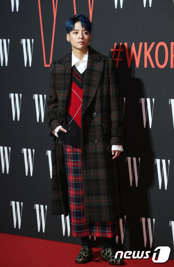 Siêu sự kiện hội tụ 40 sao hạng A: Lee Dong Wook quá xuất sắc, Kim Hee Sun, SNSD dẫn đầu đoàn mỹ nhân mặc thảm họa - Ảnh 22.
