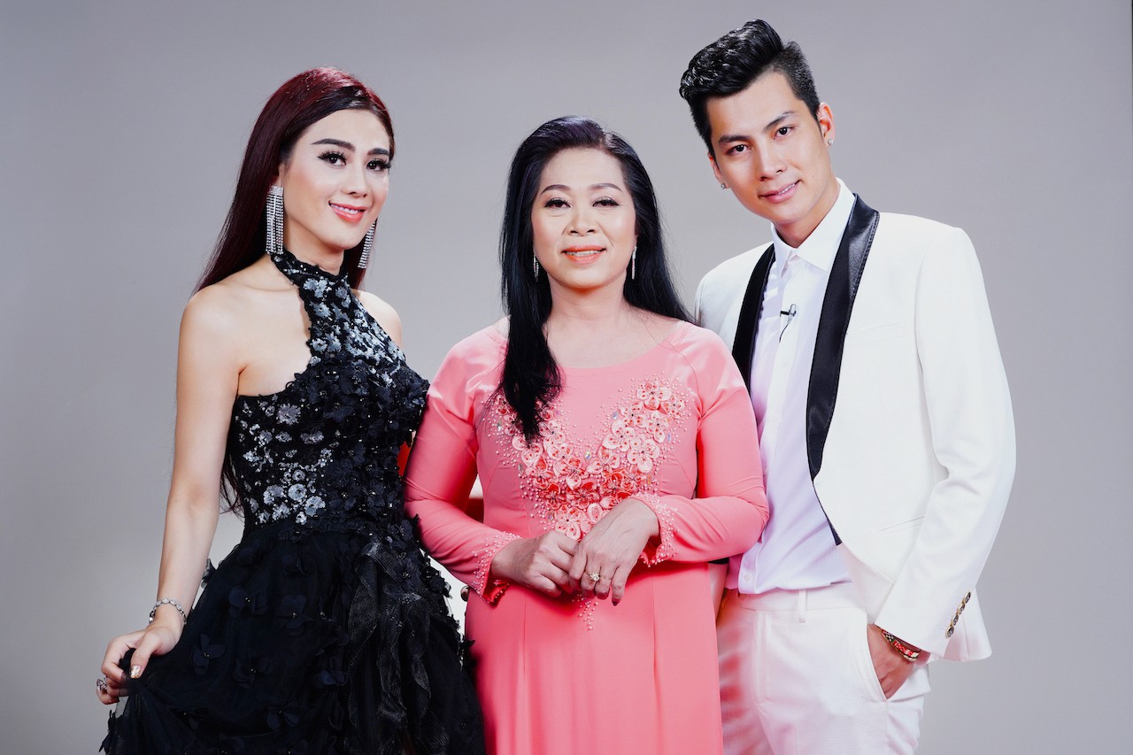 Mẹ chồng ví Lâm Khánh Chi là bông sen giữa đầm lầy và mong con dâu cảm thông, tha thứ những thiếu sót - Ảnh 4.