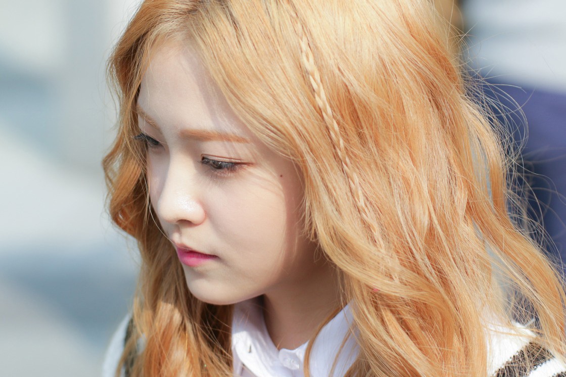 Duy trì 5 thói quen này thường xuyên giúp mái tóc của bạn luôn bồng bềnh, óng ả - Ảnh 3.