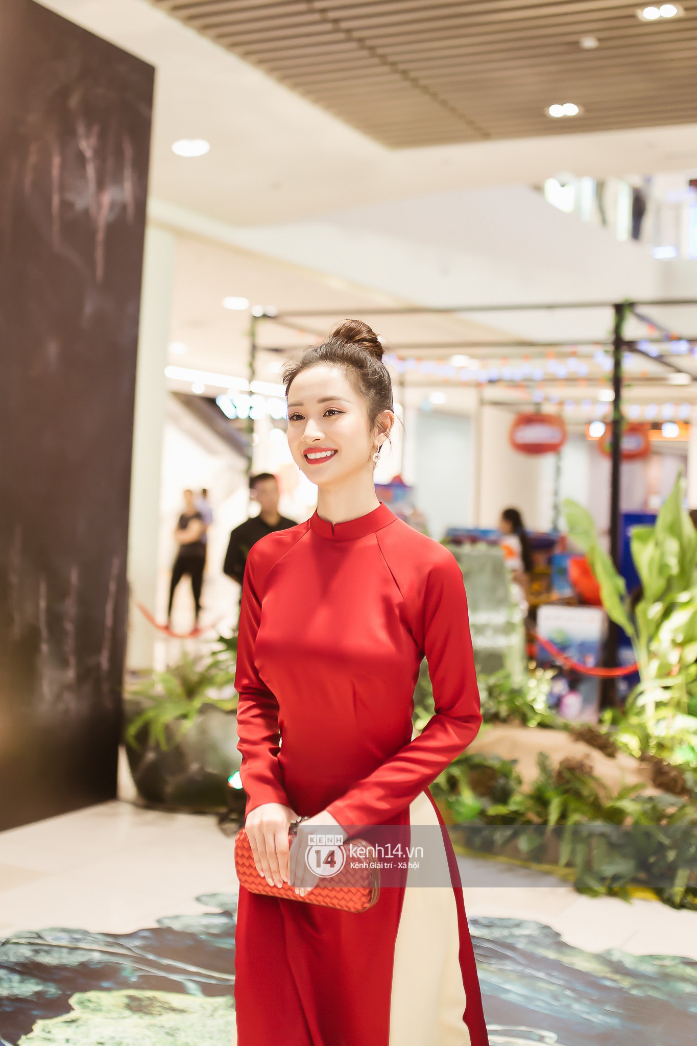 Clip: Lần đầu tiên, Jun Vũ hé lộ cuộc sống đời thường và trả lời tất tần tật những câu hỏi hóc búa nhất! - Ảnh 8. Clip: Lần đầu tiên, Jun Vũ hé lộ cuộc sống đời thường và trả lời tất tần tật những câu hỏi hóc búa nhất! - Ảnh 8.
