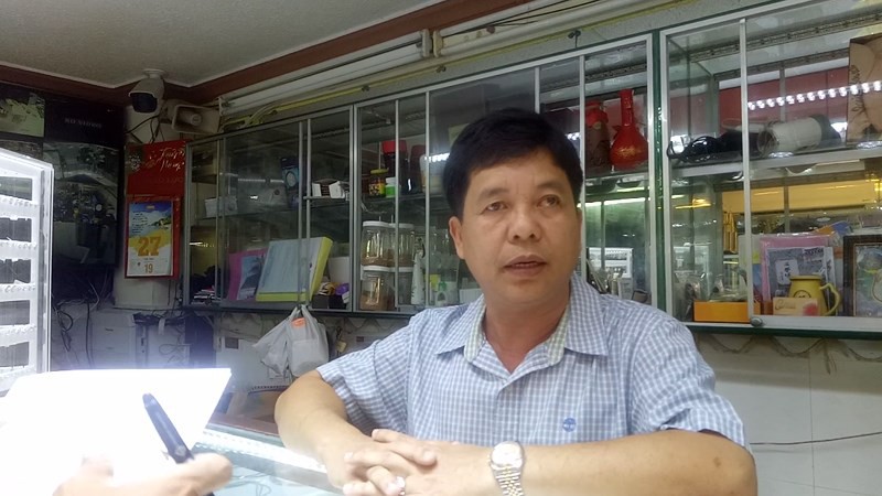 Chủ tiệm vàng nói gì về việc bị sung công 20 viên kim cương - Ảnh 2. Chủ tiệm vàng nói gì về việc bị sung công 20 viên kim cương - Ảnh 2.