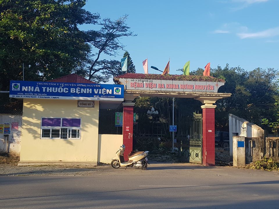 Kỷ luật cảnh cáo Trưởng phòng Tổ chức hành chính vung ghế đe dọa đánh đồng nghiệp - Ảnh 2. Kỷ luật cảnh cáo Trưởng phòng Tổ chức hành chính vung ghế đe dọa đánh đồng nghiệp - Ảnh 2.