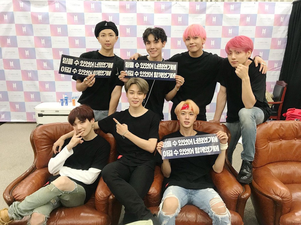 BXH nghệ sĩ hot nhất: Black Pink đánh bật cả boygroup quốc dân, nhưng bất ngờ hơn là điểm siêu khủng của BTS - Ảnh 1. BXH nghệ sĩ hot nhất: Black Pink đánh bật cả boygroup quốc dân, nhưng bất ngờ hơn là điểm siêu khủng của BTS - Ảnh 1.