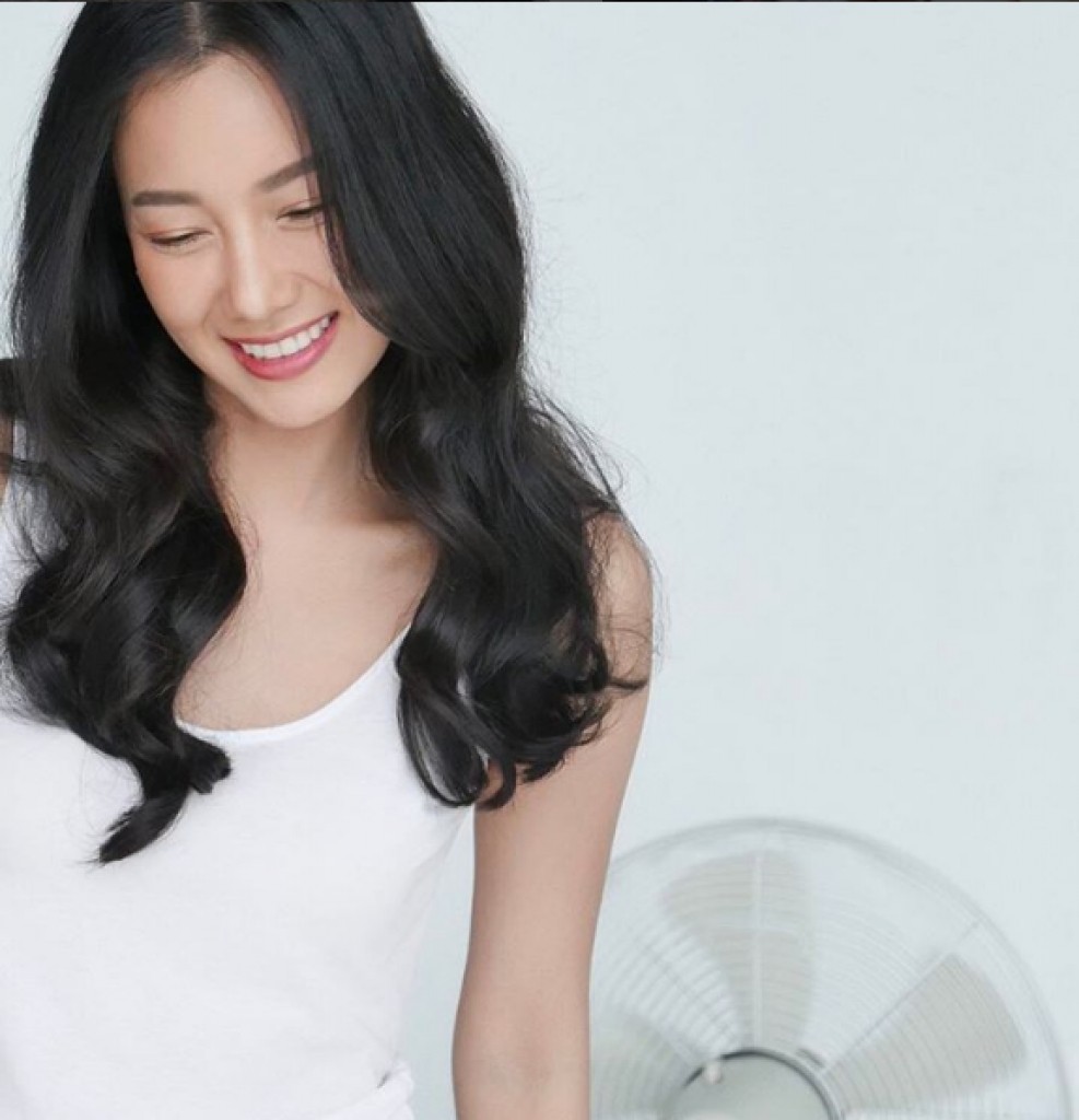 Dàn chị đại U40 đang xâm chiếm cả làng giải trí Thái Lan: Đẹp, sang chảnh và cho đàn em hít khói về thần thái - Ảnh 27. Dàn chị đại U40 đang xâm chiếm cả làng giải trí Thái Lan: Đẹp, sang chảnh và cho đàn em hít khói về thần thái - Ảnh 27.