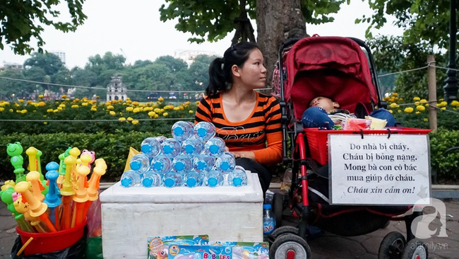 Giấc mơ b&ecirc;n chiếc xe n&ocirc;i của mẹ em b&eacute; 4 tuổi, 2 năm kh&ocirc;ng thể kh&eacute;p mi ngủ, cuối tuần đưa nhau l&ecirc;n phố đi bộ b&aacute;n h&agrave;ng - Ảnh 4.