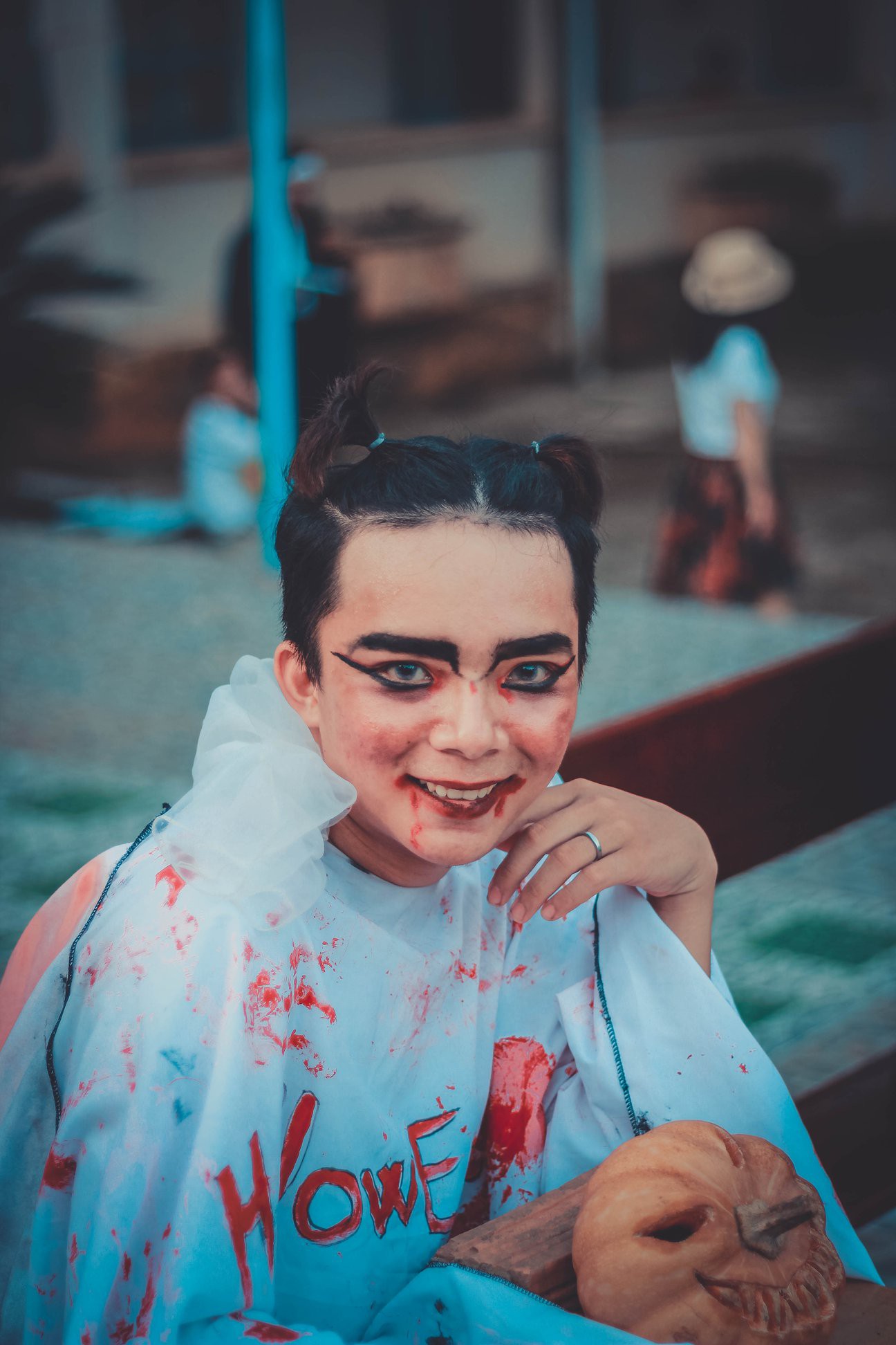 Đăng ảnh Halloween dọa người xem nhưng điều được chú ý nhất lại là trai xinh gái đẹp của trường - Ảnh 5. Đăng ảnh Halloween dọa người xem nhưng điều được chú ý nhất lại là trai xinh gái đẹp của trường - Ảnh 5.