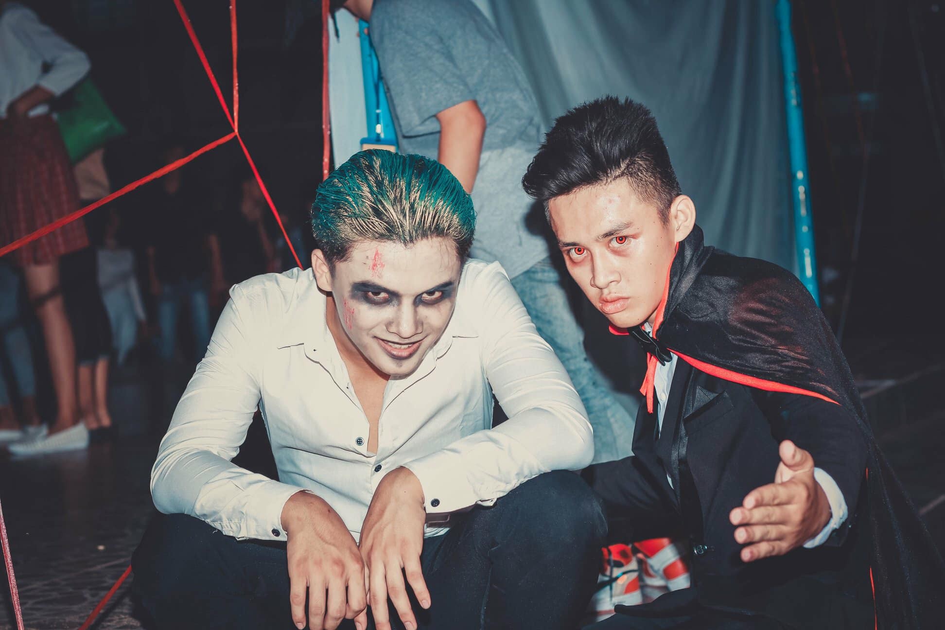 Đăng ảnh Halloween dọa người xem nhưng điều được chú ý nhất lại là trai xinh gái đẹp của trường - Ảnh 9. Đăng ảnh Halloween dọa người xem nhưng điều được chú ý nhất lại là trai xinh gái đẹp của trường - Ảnh 9.