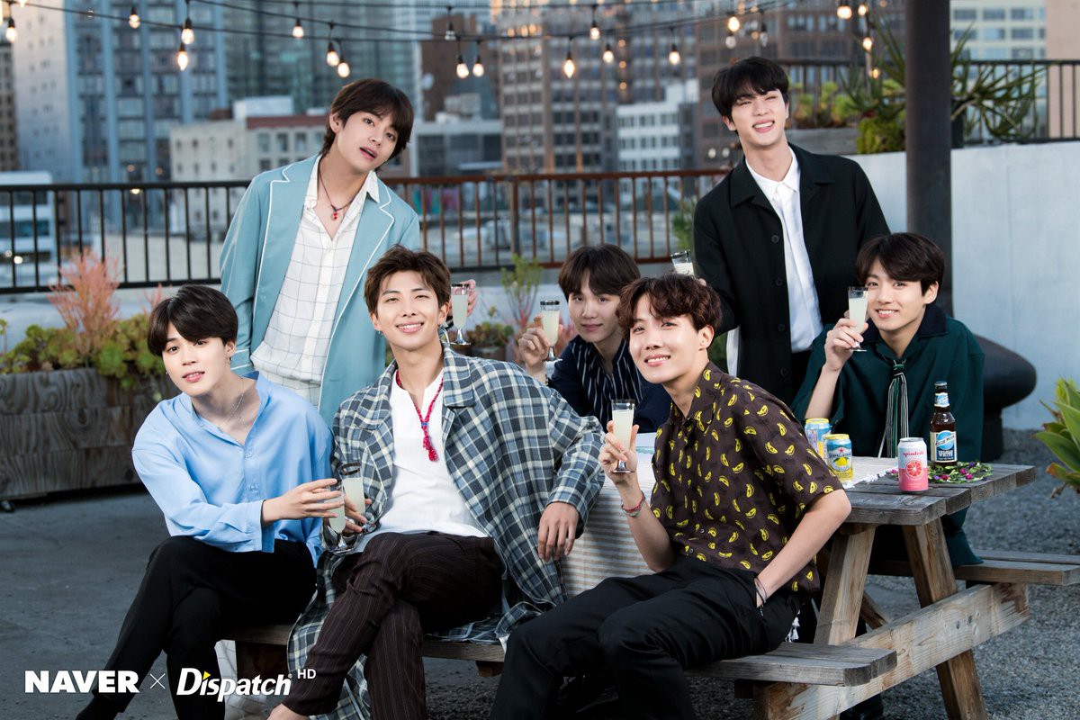 Trước khi tạo ra siêu sao BTS, CEO Big Hit đã từng thầm thương trộm nhớ TVXQ như thế nào - Ảnh 2. Trước khi tạo ra siêu sao BTS, CEO Big Hit đã từng thầm thương trộm nhớ TVXQ như thế nào - Ảnh 2.