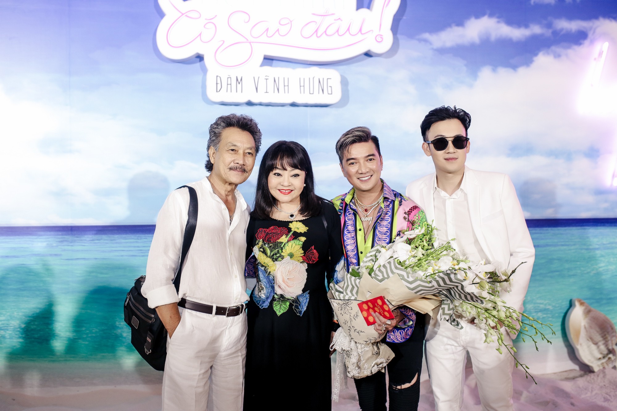 Kêu gọi bạn bè mua album trong ngày sinh nhật, Đàm Vĩnh Hưng dùng toàn bộ 200 triệu bán đĩa để làm điều ý nghĩa này - Ảnh 7. Kêu gọi bạn bè mua album trong ngày sinh nhật, Đàm Vĩnh Hưng dùng toàn bộ 200 triệu bán đĩa để làm điều ý nghĩa này - Ảnh 7.