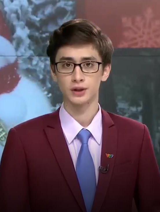 MC người Nga đẹp như nam thần của VTV bất ngờ về nước, không hẹn ngày quay lại