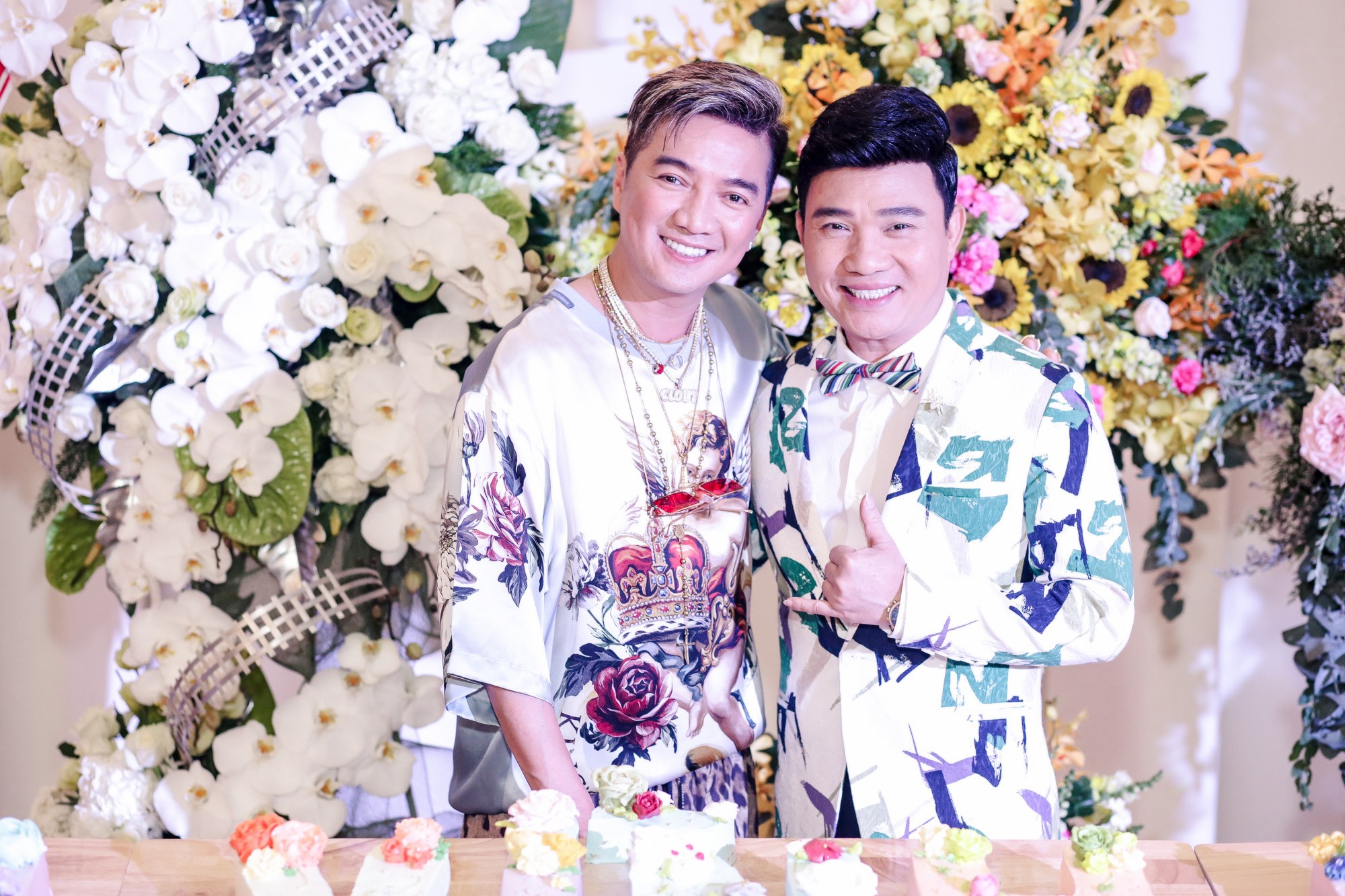 Kêu gọi bạn bè mua album trong ngày sinh nhật, Đàm Vĩnh Hưng dùng toàn bộ 200 triệu bán đĩa để làm điều ý nghĩa này - Ảnh 6. Kêu gọi bạn bè mua album trong ngày sinh nhật, Đàm Vĩnh Hưng dùng toàn bộ 200 triệu bán đĩa để làm điều ý nghĩa này - Ảnh 6.