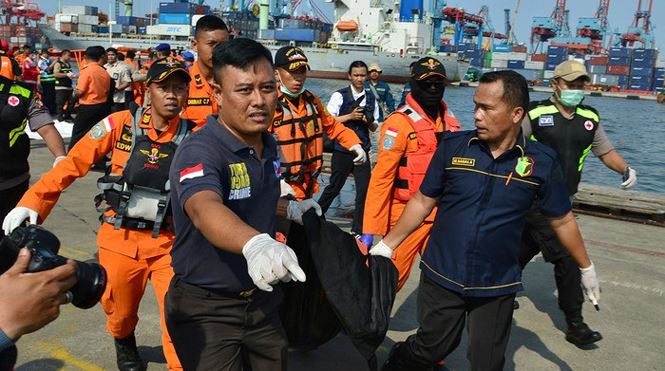 Quan chức Úc sẽ ngừng sử dụng máy bay Lion Air - Ảnh 2. Quan chức Úc sẽ ngừng sử dụng máy bay Lion Air - Ảnh 2.