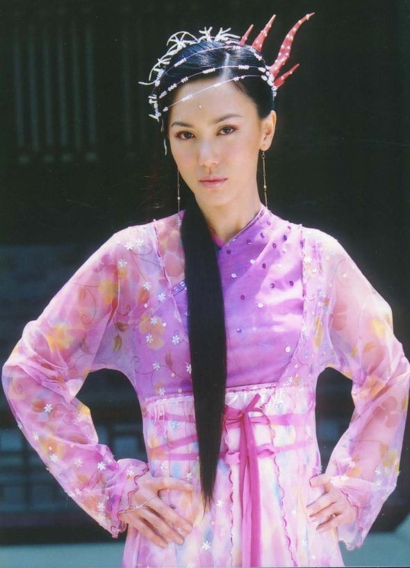 Dàn mỹ nhân sở hữu vẻ đẹp kinh điển bước ra từ phim Kim Dung: Lê Tư - Lý Nhược Đồng trở thành biểu tượng - Ảnh 16.