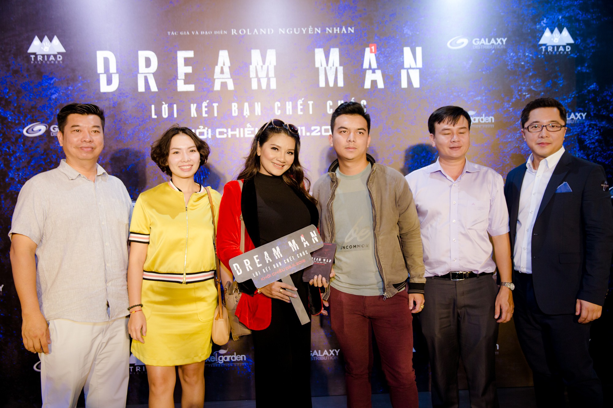 Thanh Tú lạnh lùng giữa dàn sao Việt tại buổi ra mắt phim Dream Man - Ảnh 10.