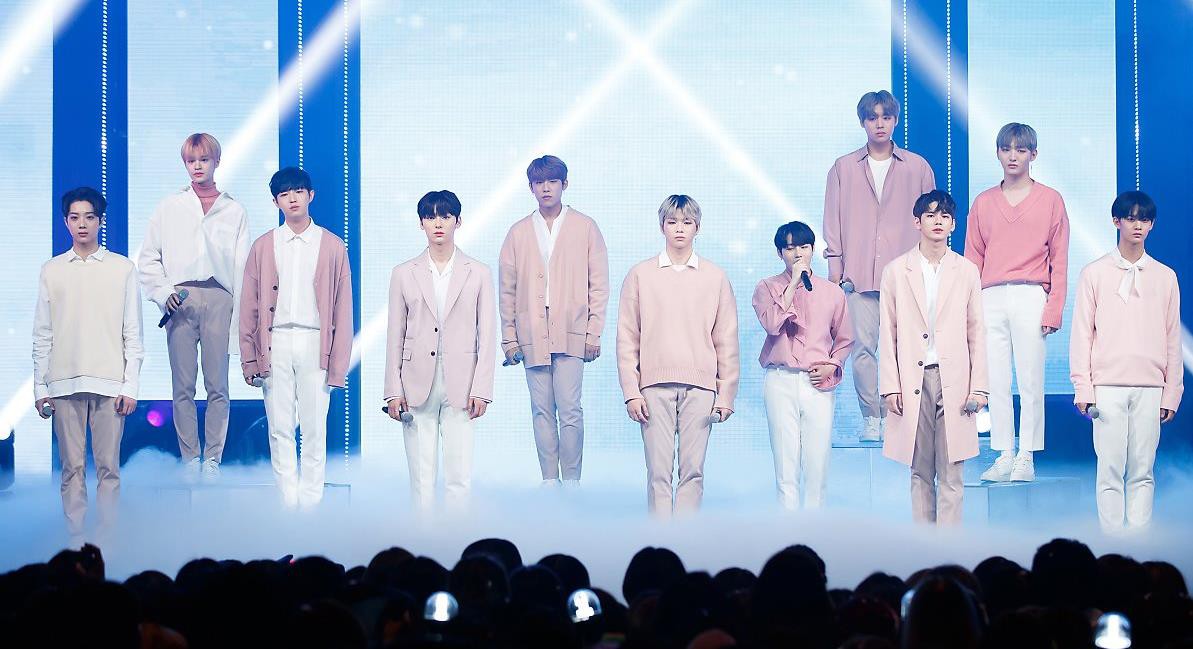 Bị tố làm việc tắc trách vì để Wanna One dính “phốt” đạo nhái trong teaser mới, công ty quản lý nói gì? - Ảnh 3. Bị tố làm việc tắc trách vì để Wanna One dính “phốt” đạo nhái trong teaser mới, công ty quản lý nói gì? - Ảnh 3.