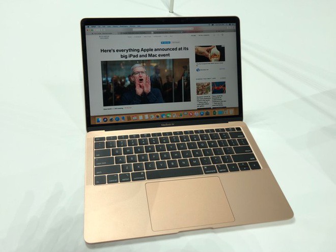 Những hình ảnh đầu tiên về MacBook Air mới: Chiếc laptop mà fan Apple luôn ao ước đây rồi! - Ảnh 8.