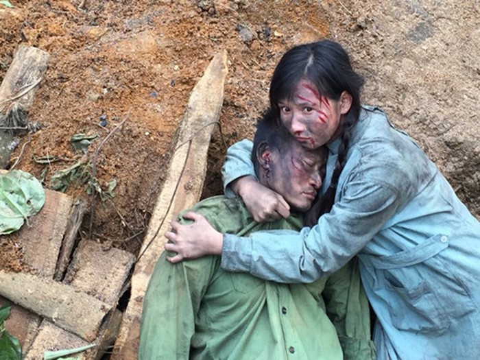 5 nữ quân nhân xinh đẹp, cá tính và đầy bản lĩnh từng gây thương nhớ trên màn ảnh Việt - Ảnh 6. 5 nữ quân nhân xinh đẹp, cá tính và đầy bản lĩnh từng gây thương nhớ trên màn ảnh Việt - Ảnh 6.