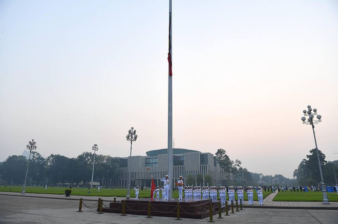 Lễ thượng cờ rủ quốc tang cố Tổng Bí thư Đỗ Mười - Ảnh 13.