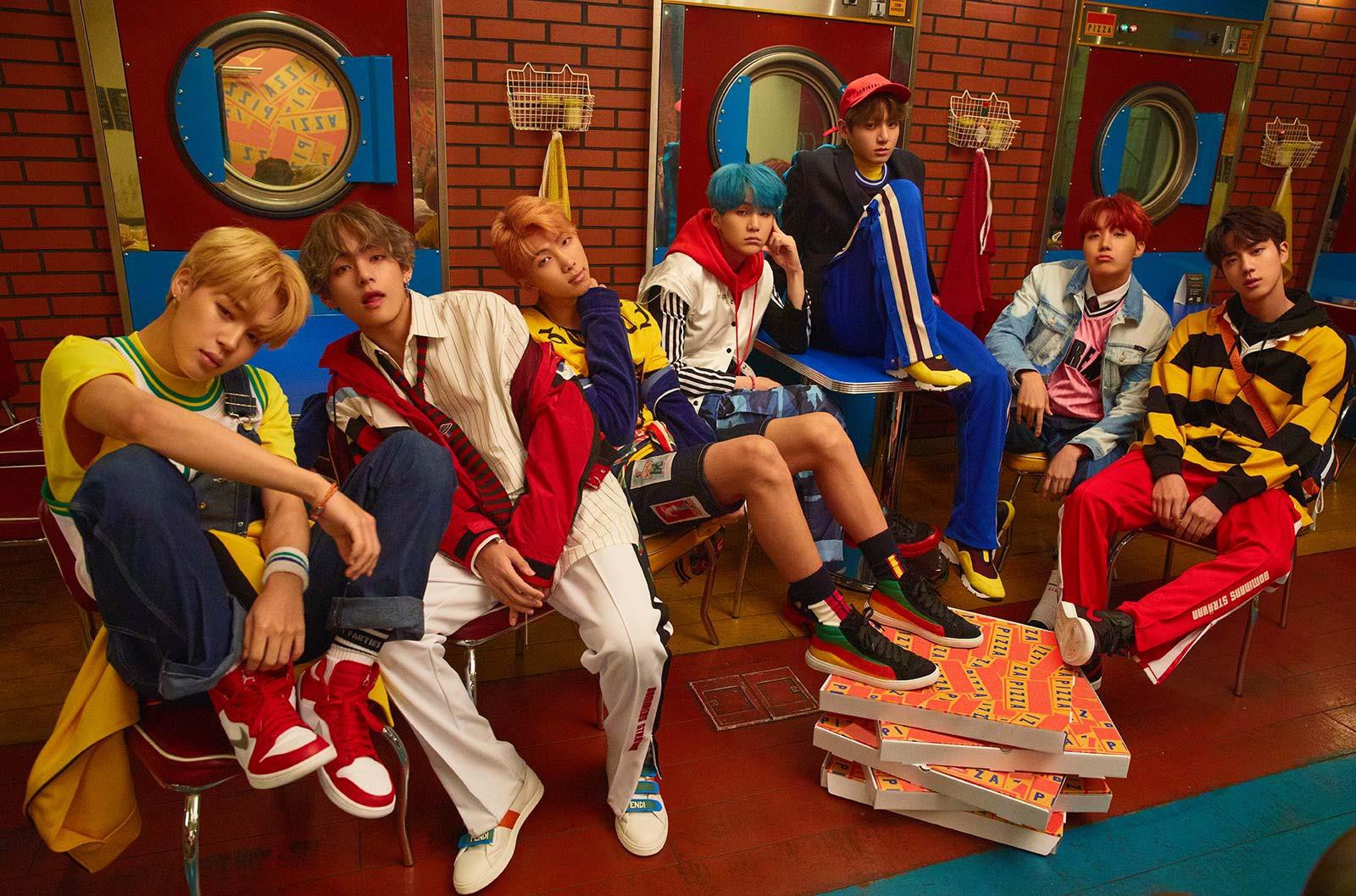 10 năm trước, Kpop có bài hát đầu tiên lọt top 100 Billboard, mở ra con đường Mỹ tiến cho làn sóng Hallyu xứ Hàn - Ảnh 6. 10 năm trước, Kpop có bài hát đầu tiên lọt top 100 Billboard, mở ra con đường Mỹ tiến cho làn sóng Hallyu xứ Hàn - Ảnh 6.