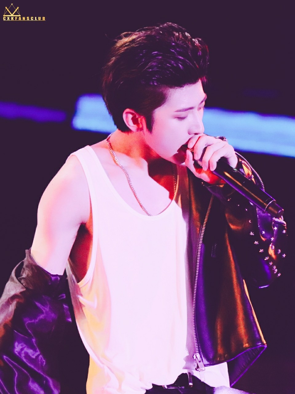 Th&aacute;i Từ Kh&ocirc;n: Ch&agrave;ng &ldquo;center quốc d&acirc;n&rdquo; khiến chị em xứ Trung phải &ocirc;m tim h&uacute; h&eacute;t l&agrave; ai? - Ảnh 14.