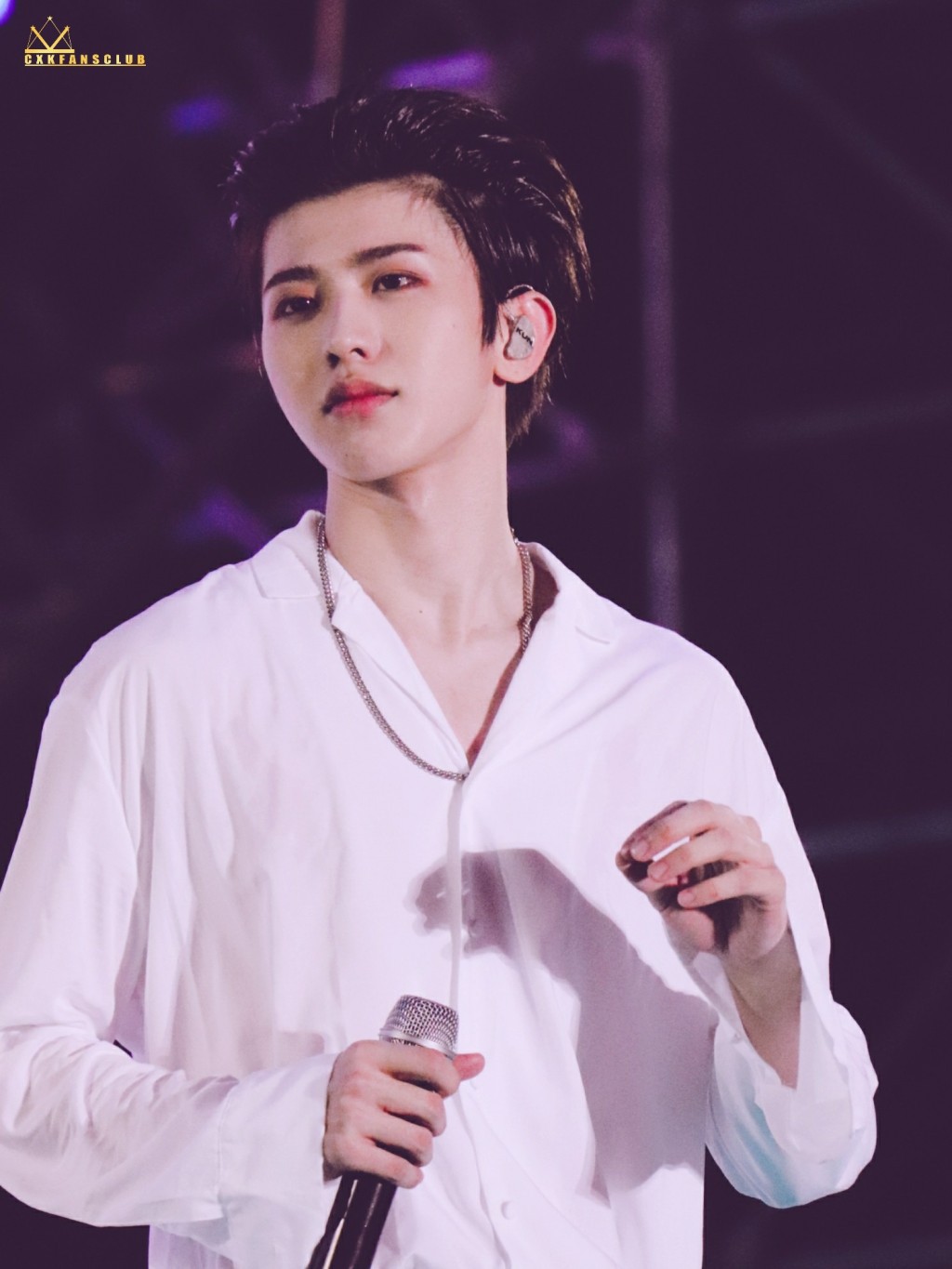 Th&aacute;i Từ Kh&ocirc;n: Ch&agrave;ng &ldquo;center quốc d&acirc;n&rdquo; khiến chị em xứ Trung phải &ocirc;m tim h&uacute; h&eacute;t l&agrave; ai? - Ảnh 15.