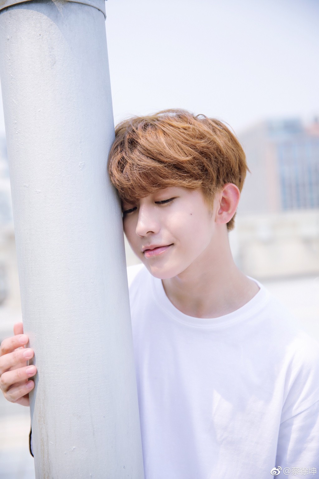 Th&aacute;i Từ Kh&ocirc;n: Ch&agrave;ng &ldquo;center quốc d&acirc;n&rdquo; khiến chị em xứ Trung phải &ocirc;m tim h&uacute; h&eacute;t l&agrave; ai? - Ảnh 5.