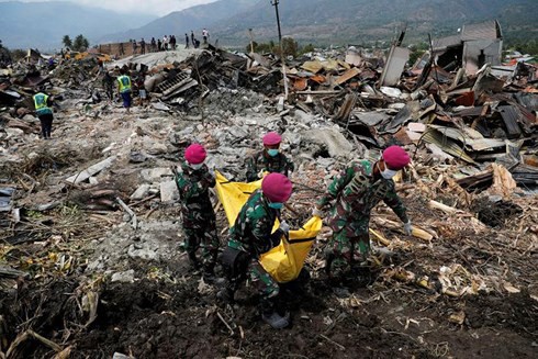 Indonesia ngừng tìm kiếm nạn nhân trận động đất và sóng thần vào 11/10 - Ảnh 1.