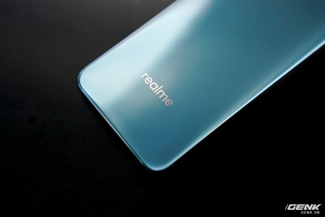 Chiêm ngưỡng Realme 2 Pro tại Việt Nam: Xứng tầm đối đầu Oppo F9, tốc độ hết chê mà giá dưới 7 triệu - Ảnh 4.