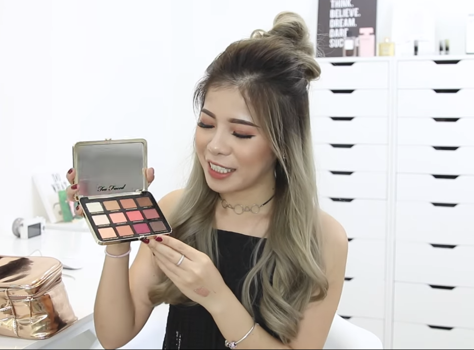 Bối rối về mỹ phẩm? Vậy thì bạn không nên bỏ qua danh sách 14 món được Changmakeup sử dụng nhiều nhất năm 2017 - Ảnh 13.