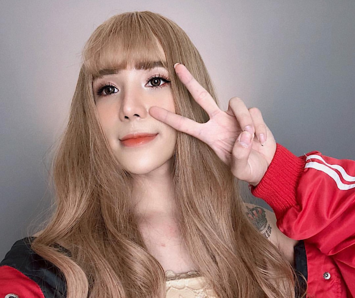 Làm quen với hội bạn thân mới nổi trên Youtube: Đều là beauty blogger, trong đó có 2 nhân vật vô cùng đặc biệt - Ảnh 24. Làm quen với hội bạn thân mới nổi trên Youtube: Đều là beauty blogger, trong đó có 2 nhân vật vô cùng đặc biệt - Ảnh 24.