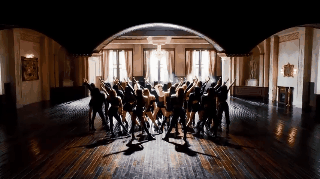 Jennie (BlackPink) khiến fan mãn nhãn khi biến hoá đa dạng từ diễn xuất đến phong cách trong MV debut - Ảnh 5.