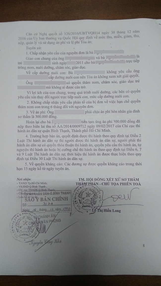 Vụ tranh giành quyền nuôi con gái 7 tuổi: Người mẹ được cho là phóng hỏa, tự đập đầu khi đến thăm con lên tiếng - Ảnh 3.