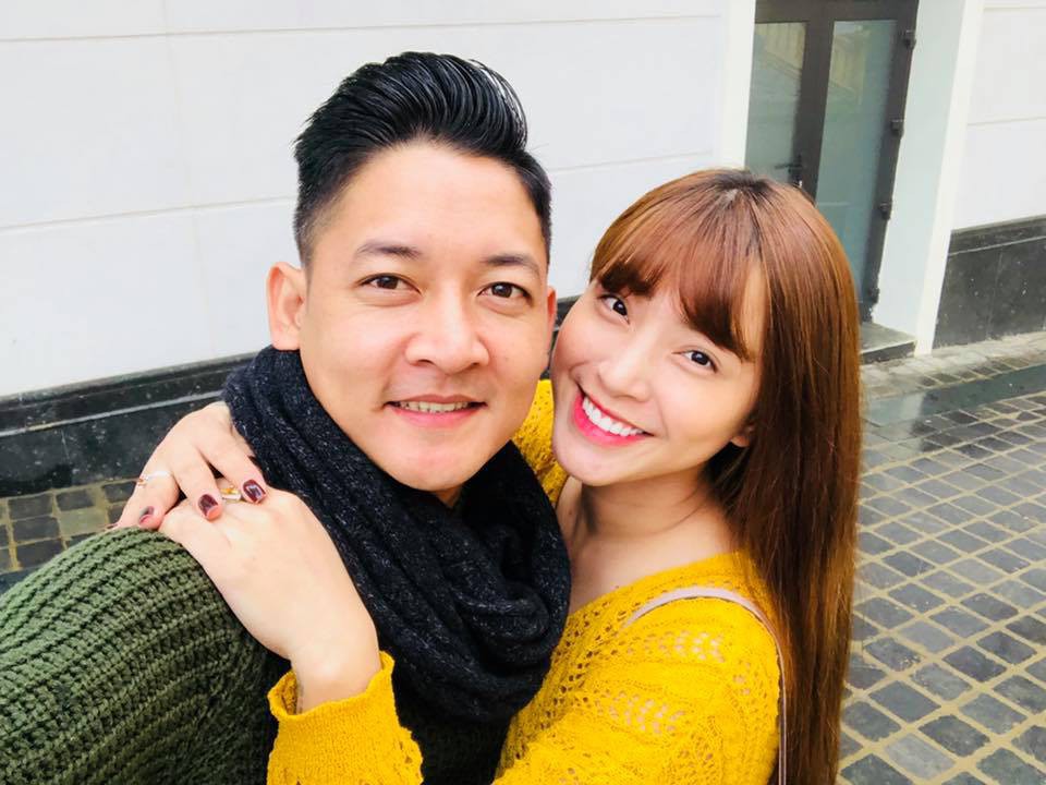 Thành Đạt xuống tóc, cầu bình an cho vợ con giữa thời điểm Hải Băng chấp nhận rủi ro mang thai lần 3 - Ảnh 3. Thành Đạt xuống tóc, cầu bình an cho vợ con giữa thời điểm Hải Băng chấp nhận rủi ro mang thai lần 3 - Ảnh 3.