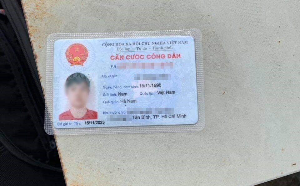 Nam thanh niên nghi nhảy lầu tự tử tại Đại học Quốc Gia TP.HCM đúng ngày sinh nhật - Ảnh 3. Nam thanh niên nghi nhảy lầu tự tử tại Đại học Quốc Gia TP.HCM đúng ngày sinh nhật - Ảnh 3.