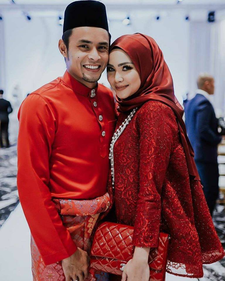 Đã có 3 mặt con, cô vợ diễn viên của đội trưởng Malaysia vẫn đẹp không tỳ vết - Ảnh 2.